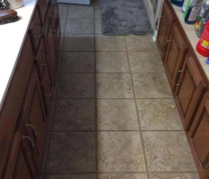 bathroom floor completely dried after water damage
